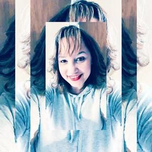 Meet your Posher, Amalia